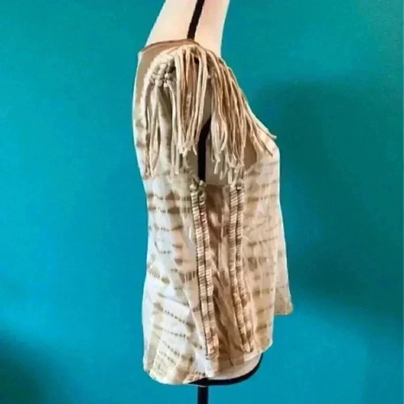 RVCA fringed shirt in size small - Picture 3 of 4